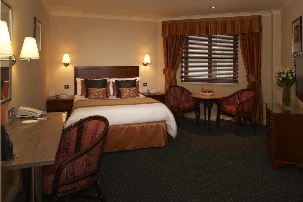 The Bull Hotel; Sure Hotel Collection By Best Western Peterborough Extérieur photo
